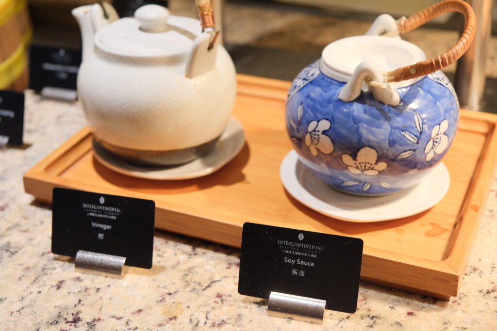 使用 Edikio Guest 打印的个性化菜单，应用于上海浦东洲际酒店的餐饮区域
